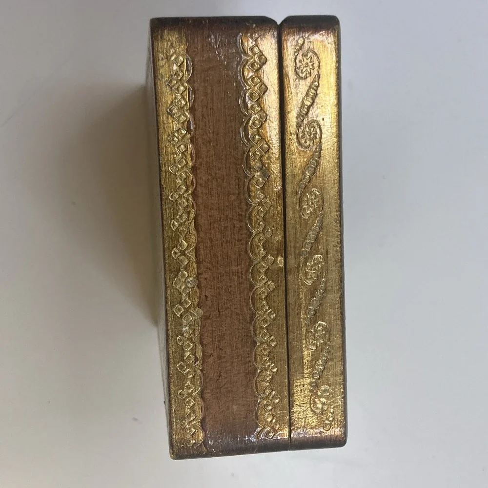 Vtg Handmade Italy Gold Leaf Wood Trinket‎ Box Franceso Boucher 